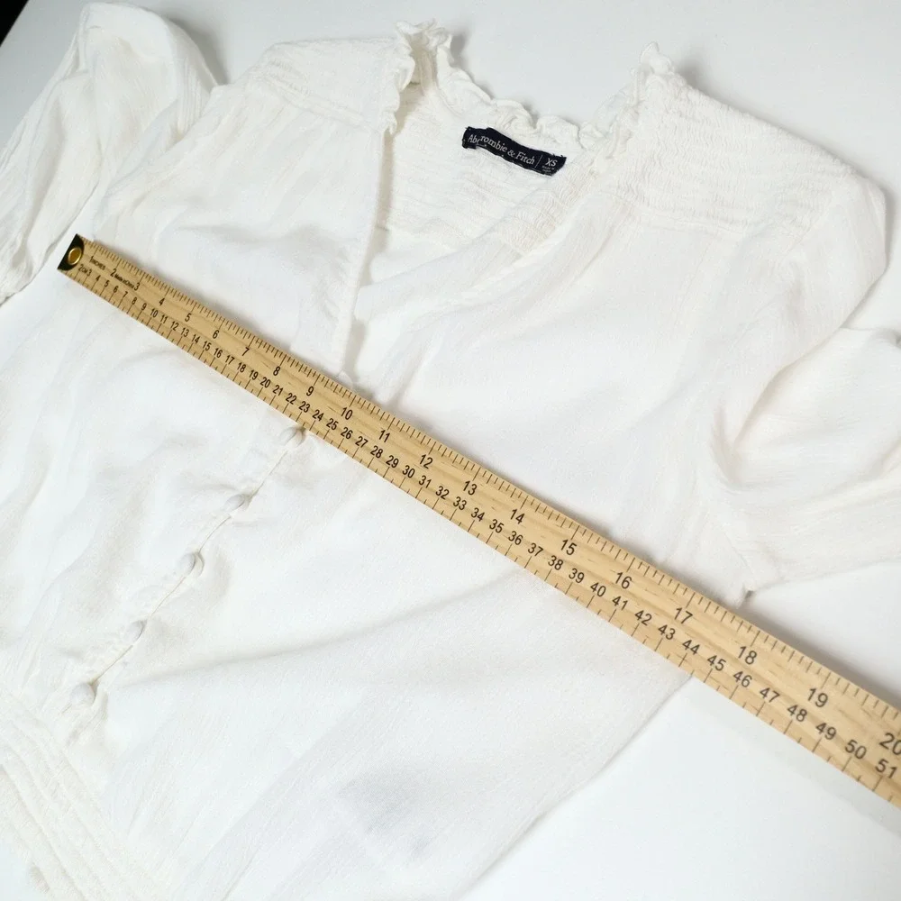 Abercrombie & Fitch Smocked V-Neck Button Blouse XS White Boho Cottagecore Top